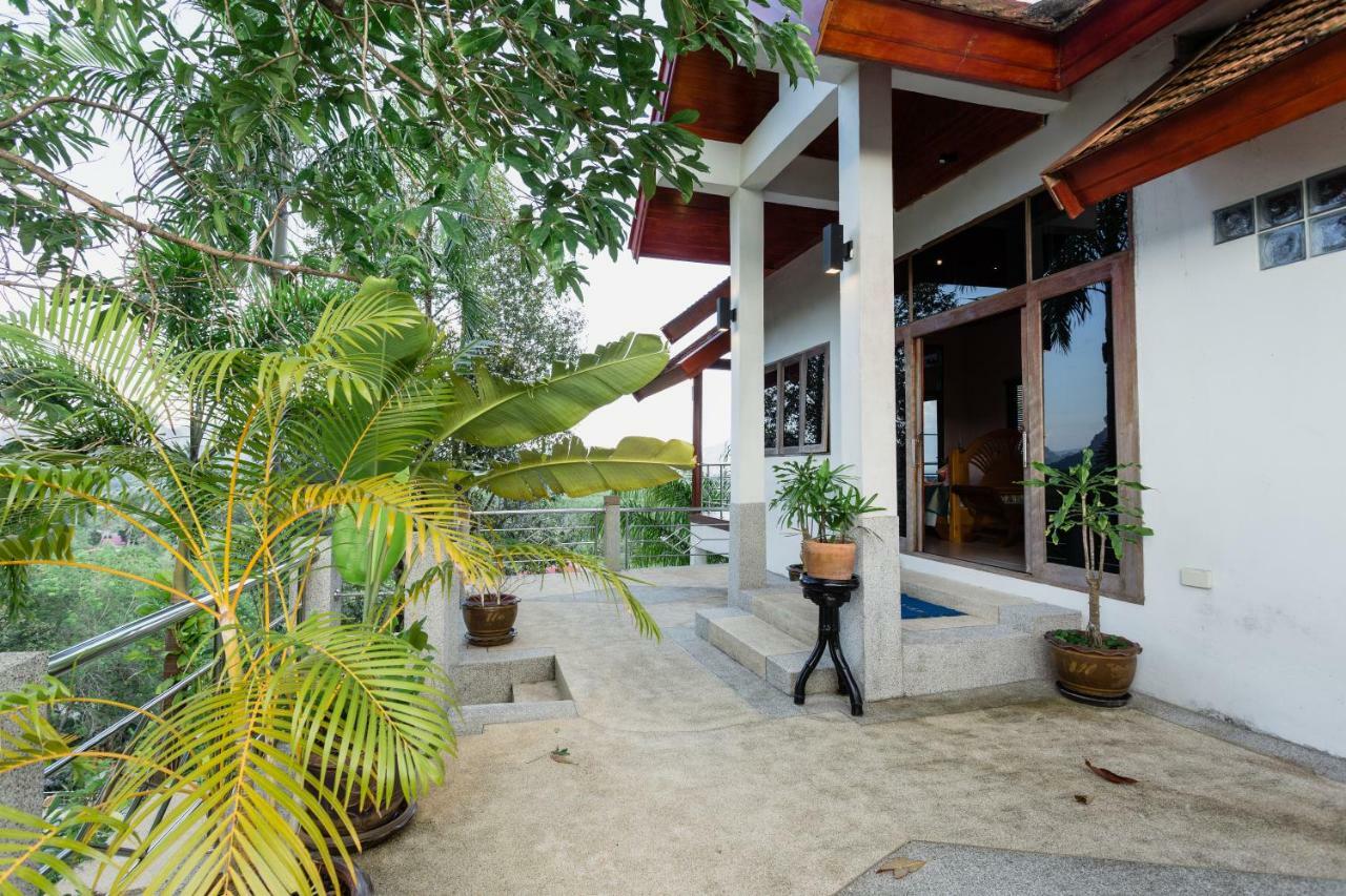 Villa with Sea View